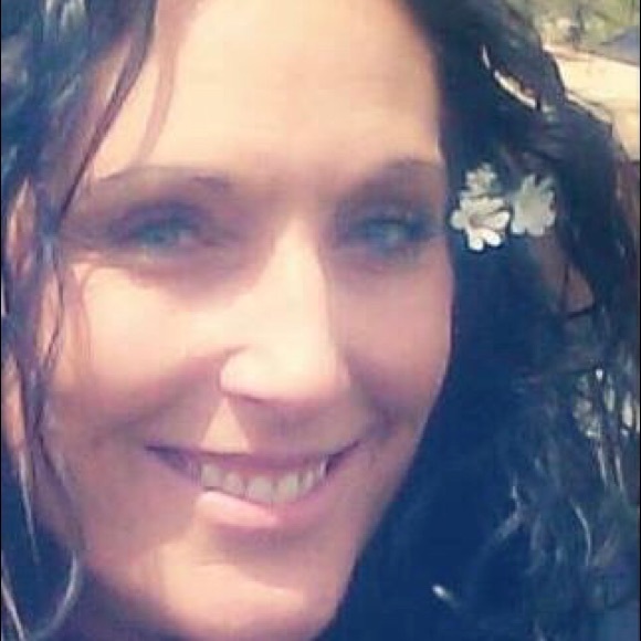 Meet your posher! - Picture 5 of 6